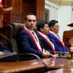 La oposición juntó las firmas y el presidente de Perú quedó al borde de la destitución