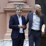 Preocupado por la caída de la recaudación, Caputo analiza postergar la baja de ganancias para 2028