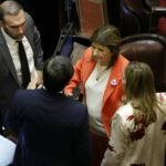 Bullrich acepta que se reescriban artículos y negocia con la CGT el aporte obligatorio para la cuota sindical