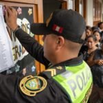 Elecciones presidenciales en Perú: vuelven a abrir 13 centros de sufragio para los que no pudieron votar y Keiko Fujimori sigue primera