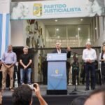 Alak asumió en el PJ La Plata y pidió armar “un gran frente” para la candidatura de Kicillof