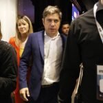 Municipios en rojo le piden a Kicillof adelantos de coparticipación para pagar aguinaldos
